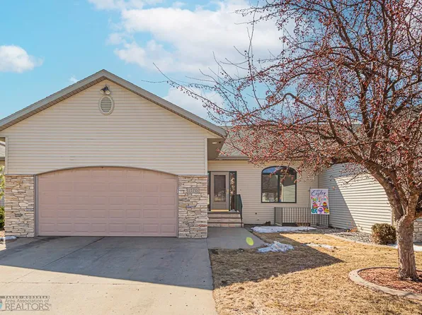 1570 Sundance Dr S, Fargo, ND 58104