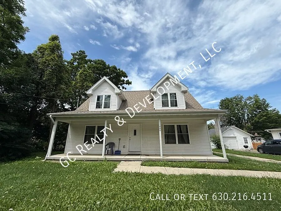 446 S State St photo 1
