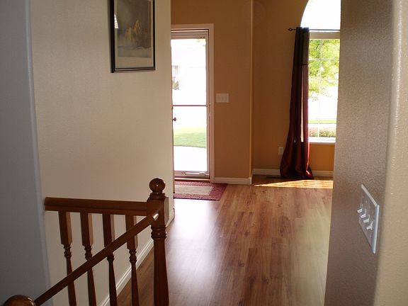 5th image of 2498 Brandon Dr