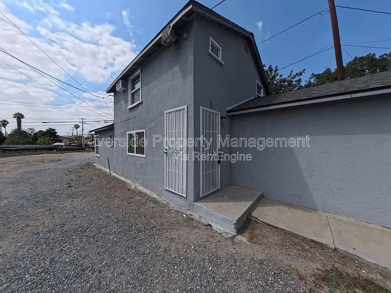 3939 Twining St #B — Photo 2