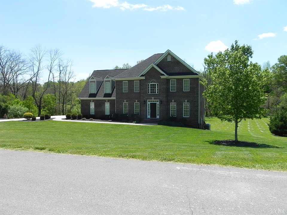 2nd image of 1542 Deer Hollow Rd
