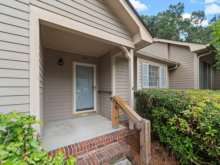 1240 Watermark Ct — Photo 22