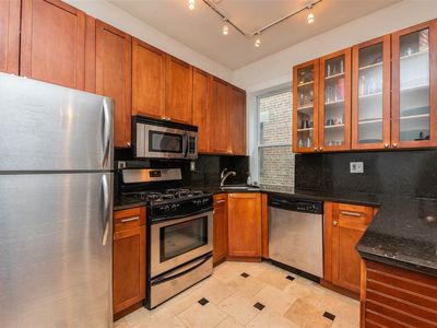 4110 Park Ave APT 4, Weehawken, NJ, 07086