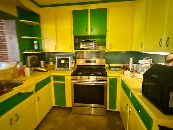 5th image of 1715 Rose Street