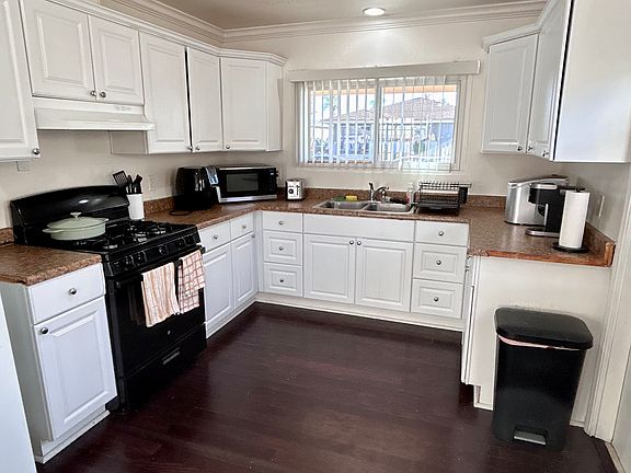5th image of 5544 Mary Lane Dr