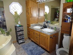 5th image of 21564 Notre Dame Dr