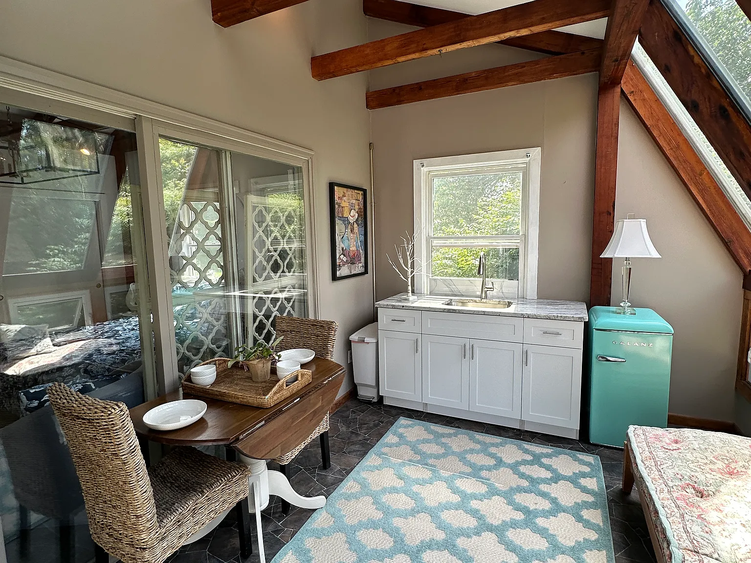 1 bed, 250 sqft, $1,600 — Photo 3