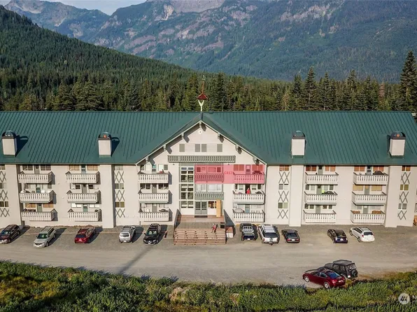 220 Tanner Way #C412, Snoqualmie Pass, WA 98068