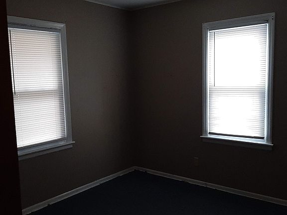 5th image of 3228 Tauromee Ave