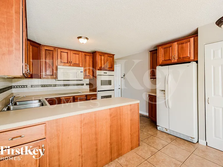 1731 Wishingwell Dr — Photo 7