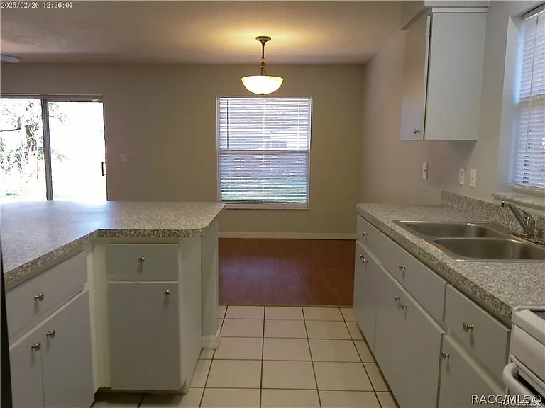 5921 W Woodhill Ct — Photo 13