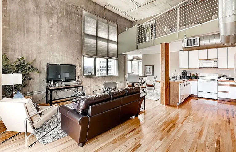 1050 N Cherokee St #311 — Photo 1