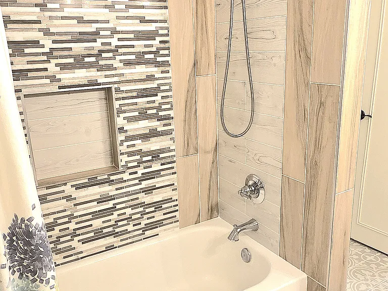 1304 E Bayou Pkwy #5A — Photo 18