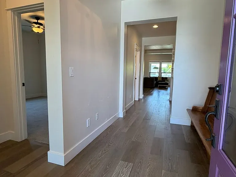 1432 N Glen Aspen Ave — Photo 3