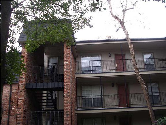 2nd image of 2601 Metairie Lawn Dr #303