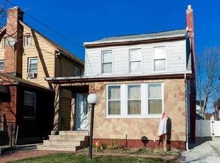 11305 201st St, Saint Albans, NY 11412