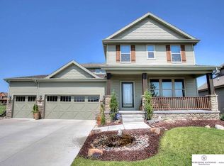 16114 Leeman St, Bennington, NE 68007