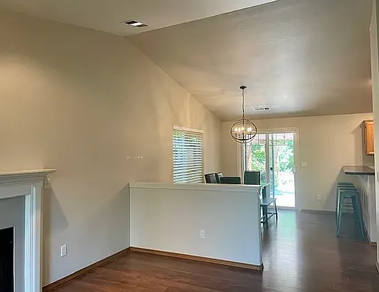 3311 Edgewater Dr — Photo 4