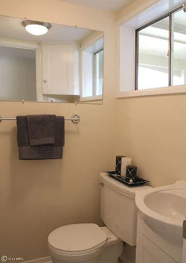 1049 Balls Hill Rd — Photo 5
