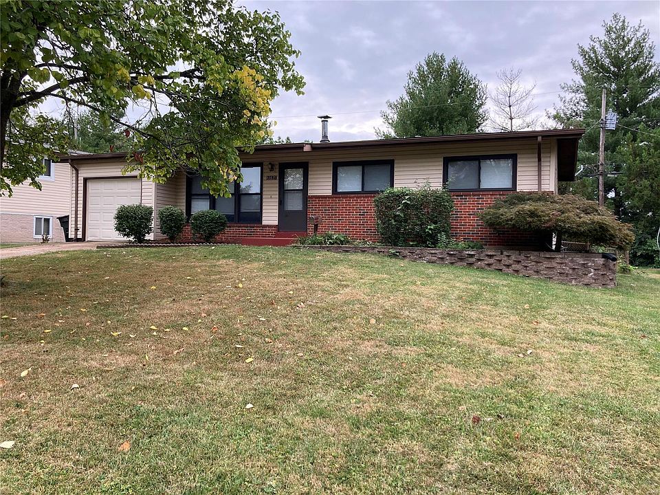 1st image of 2180 Martin Dr