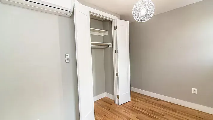 Rented by Nooklyn NYC LLC | media 7