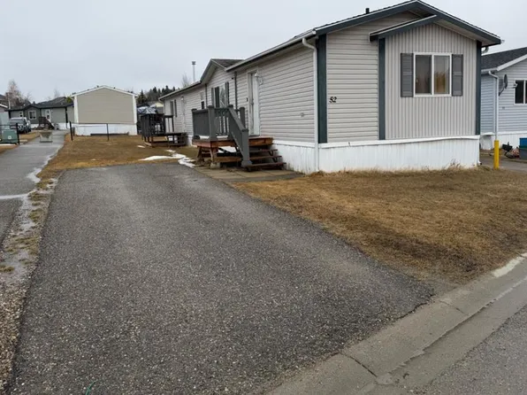 851 63rd St #52, Edson, AB T7E 1R8
