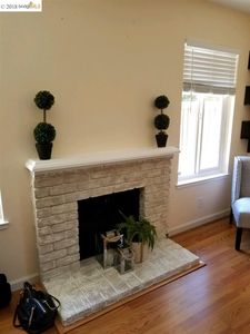 1588 Schenone Ct APT E, Concord, CA, 94521