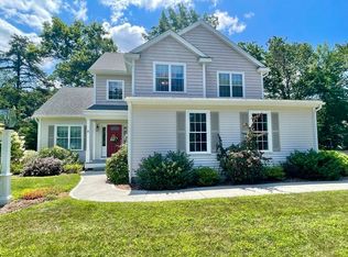 8 Paul Revere Rd, Holden, MA 01520