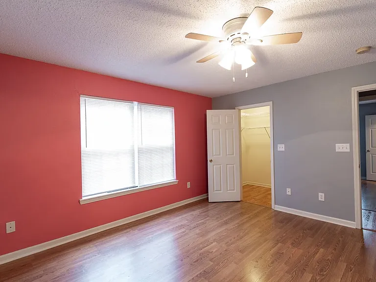 11968 Locus Ln — Photo 15