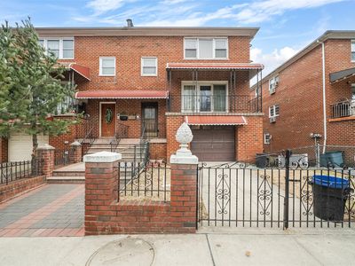 928 Throggmorton Avenue, Bronx, NY, 10465
