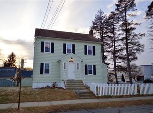 489 Amsterdam Ave, Bridgeport, CT 06606