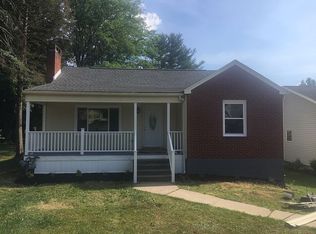 224 W Oakmont Blvd, Johnstown, PA 15904