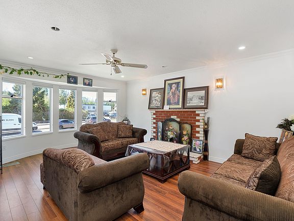 3rd image of 8724 128th St