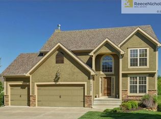10829 N Mattox Ct, Kansas City, MO 64154