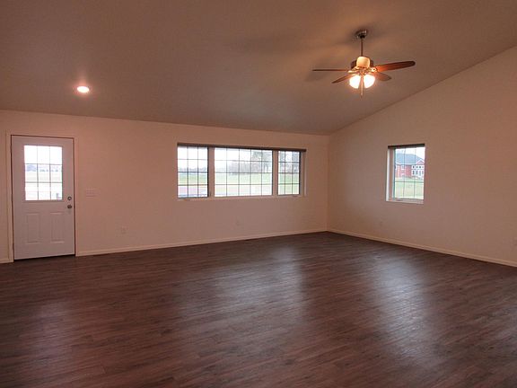 2nd image of 103 Bluestem Dr