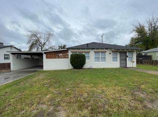 1332 N East St, Hanford, CA 93230