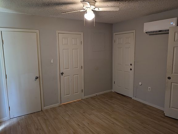 4th image of 1659 Brookins St