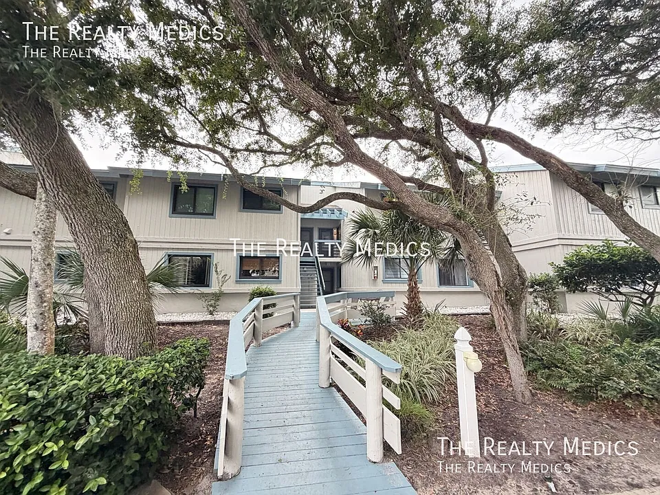2040-4401 Sea Mist Dr