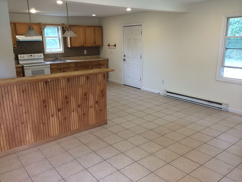 2nd image of 30 Broad St