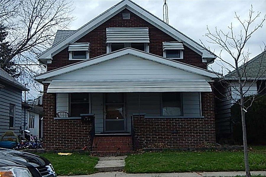 1st image of 134 Walnut St