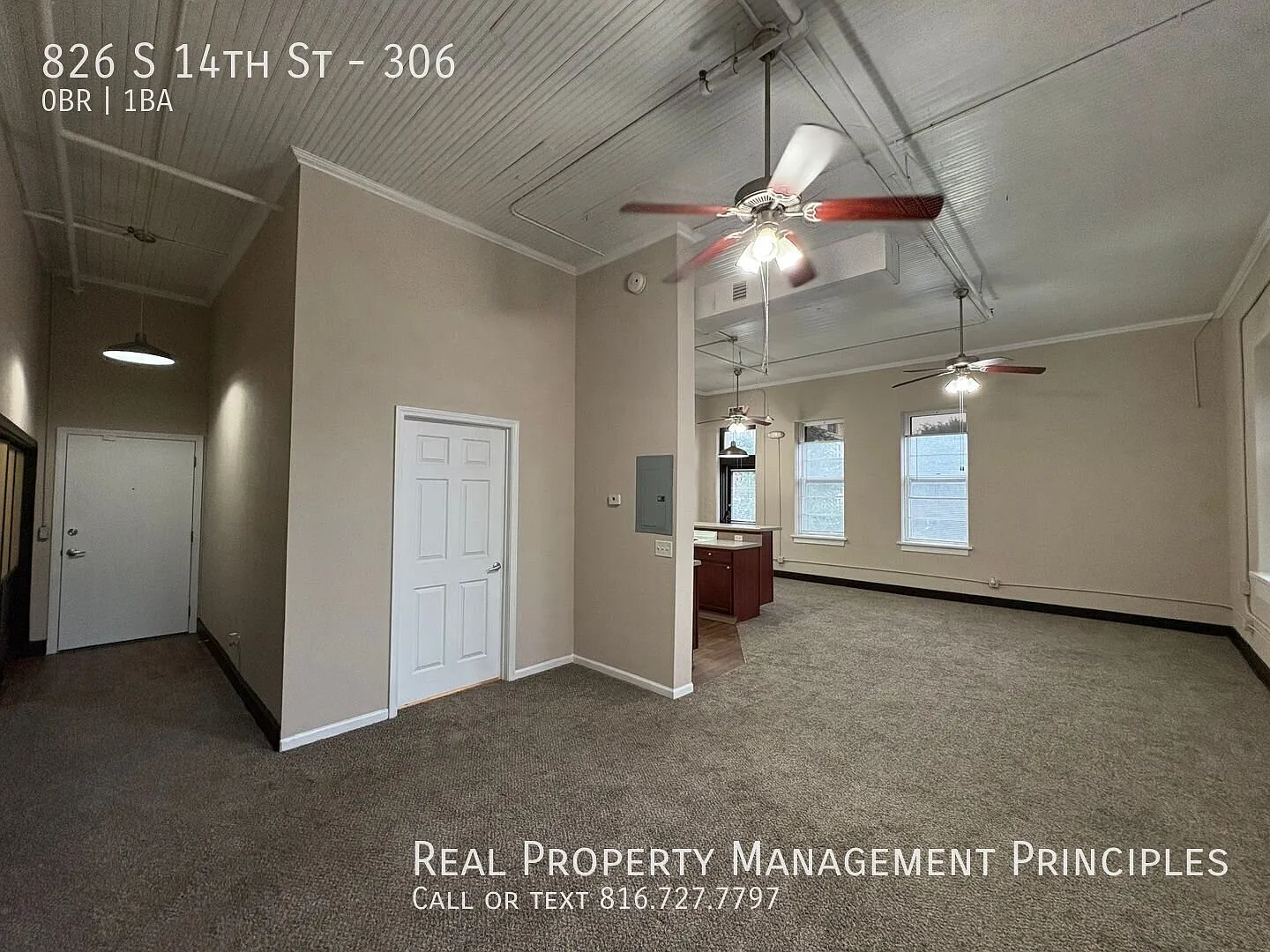 826 S 14th St — Photo 2