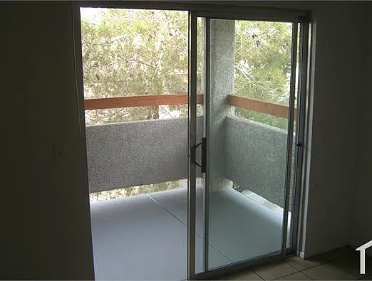 2 bed, 1200 sqft, $1,685 — Photo 4