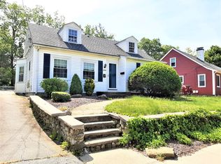 2044 Cranston St FLOOR 1, Cranston, RI 02920