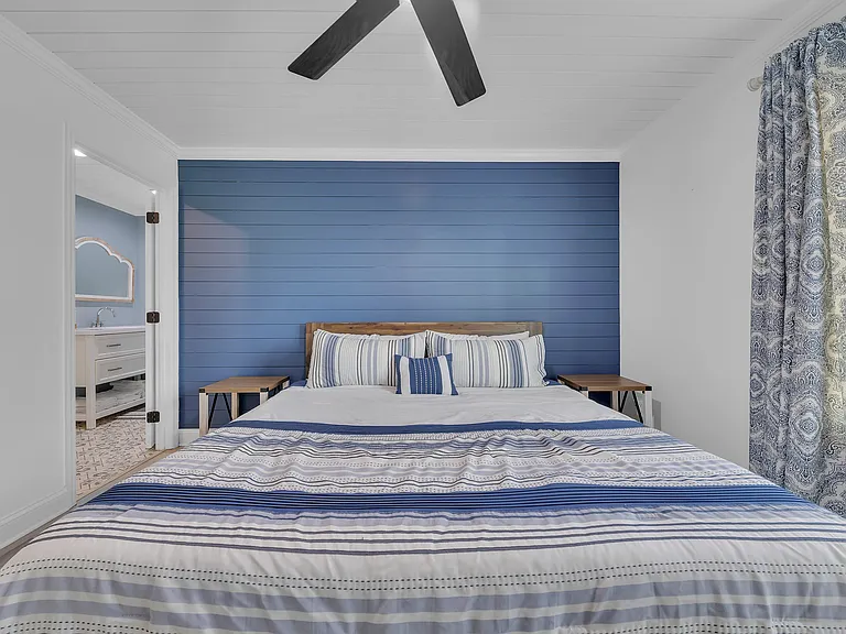 117 Summer Breeze Ln — Photo 30