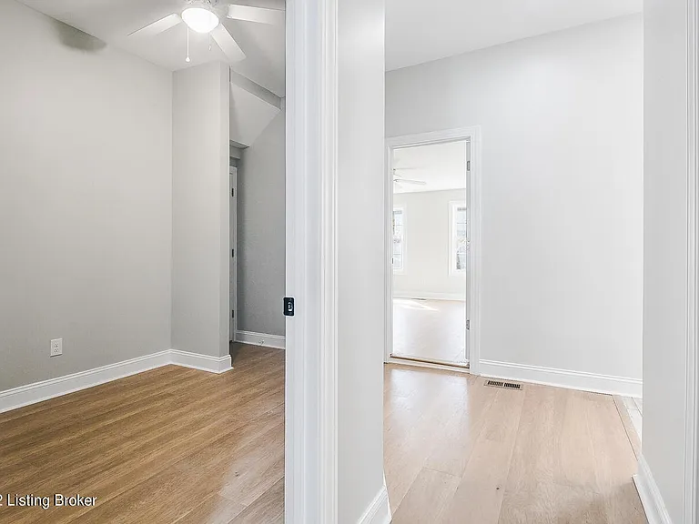 1518 Christy Ave — Photo 18