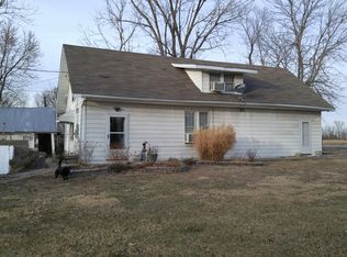 772 N Main St, Mapleton, KS 66754