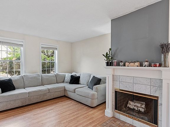 5th image of 11 Sudbury St