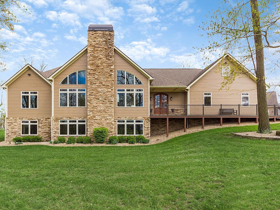 1st image of 1856 Wood Glen Ct NW