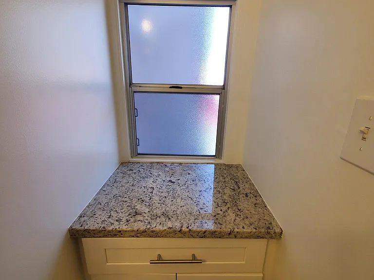 1048 Solano Ave — Photo 12