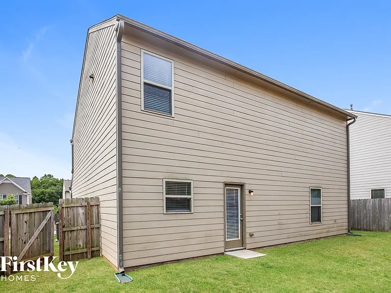 1447 Turning Leaf Ln — Photo 15